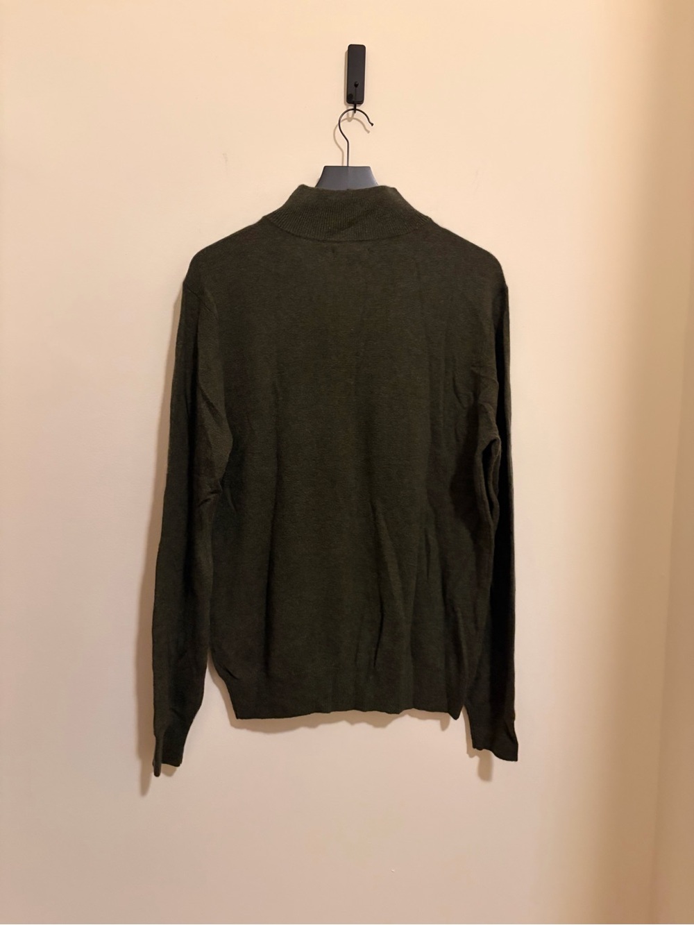 Tahari Men's Olive Green Cashmere Qtr-Zip Sweater - Picture 4 of 5
